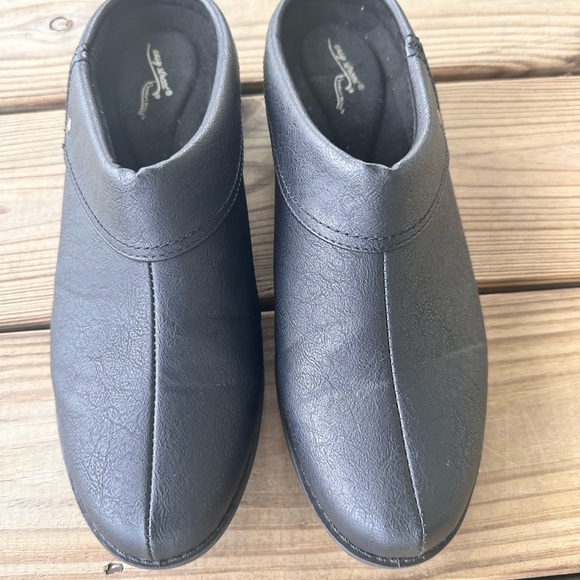 Easy Street women’s black slip on clog shoes size 10 - Picture 2 of 9